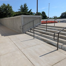 Colossal-Concrete-Restoration-with-Rust-Removal 5