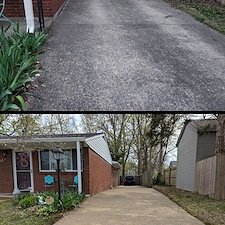 Driveway-Cleaning-in-Clarksville-IN 0